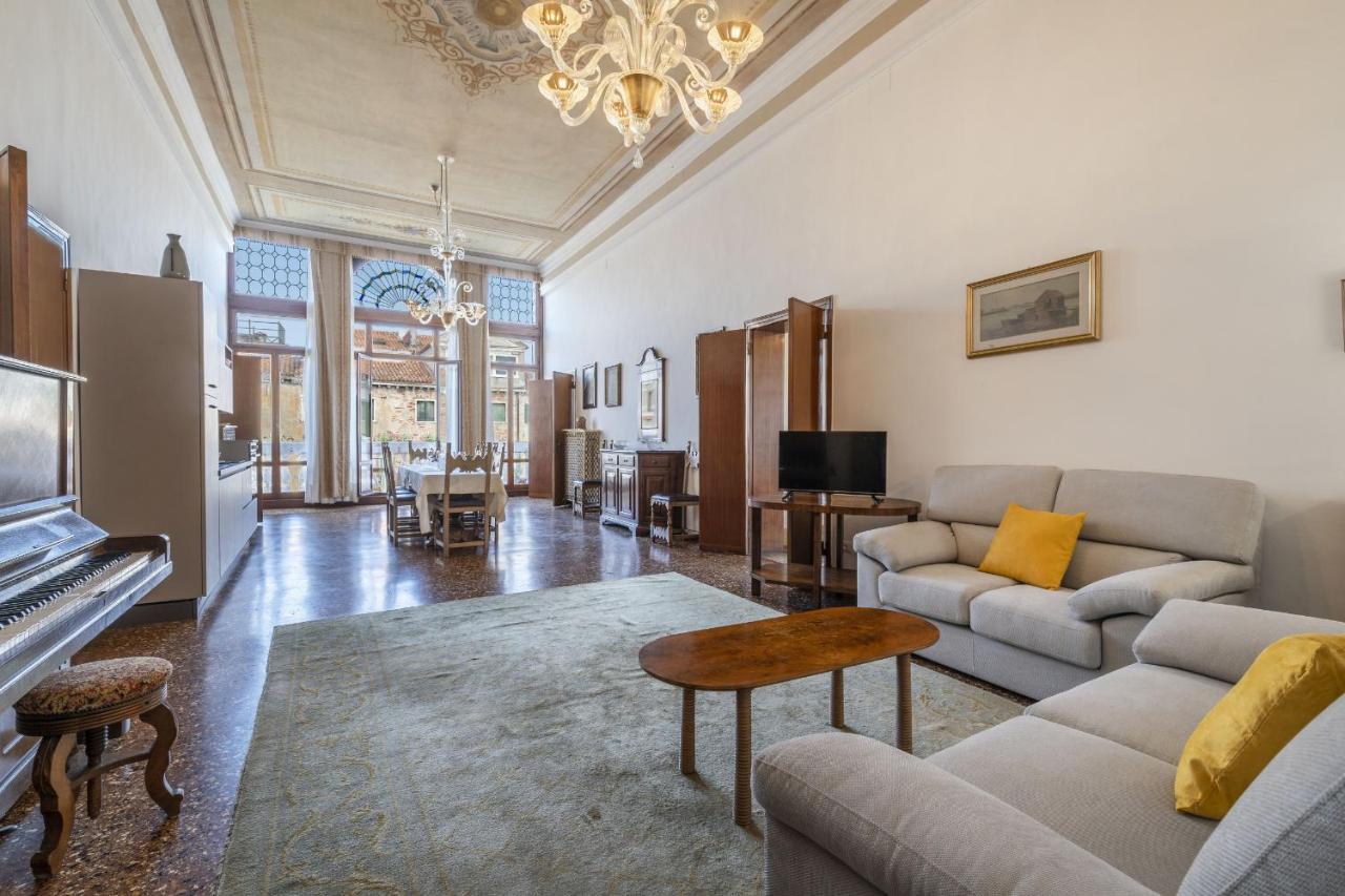 Ca' Magia - Rialto Exclusive Residence By Wonderful Italy Венеция Экстерьер фото