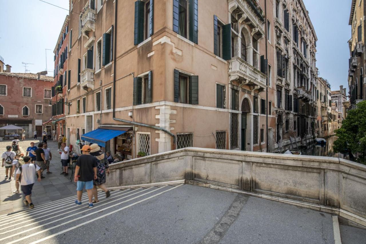 Ca' Magia - Rialto Exclusive Residence By Wonderful Italy Венеция Экстерьер фото