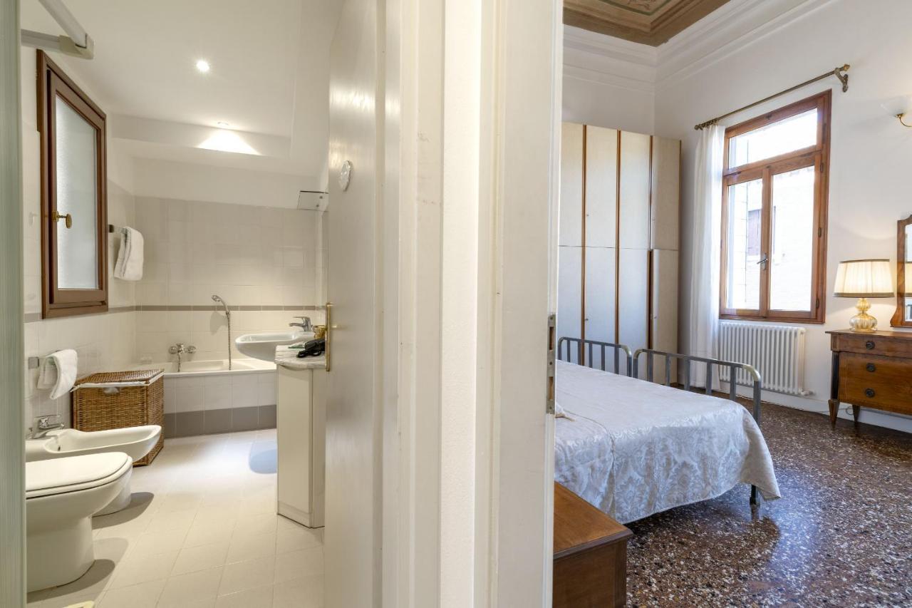Ca' Magia - Rialto Exclusive Residence By Wonderful Italy Венеция Экстерьер фото